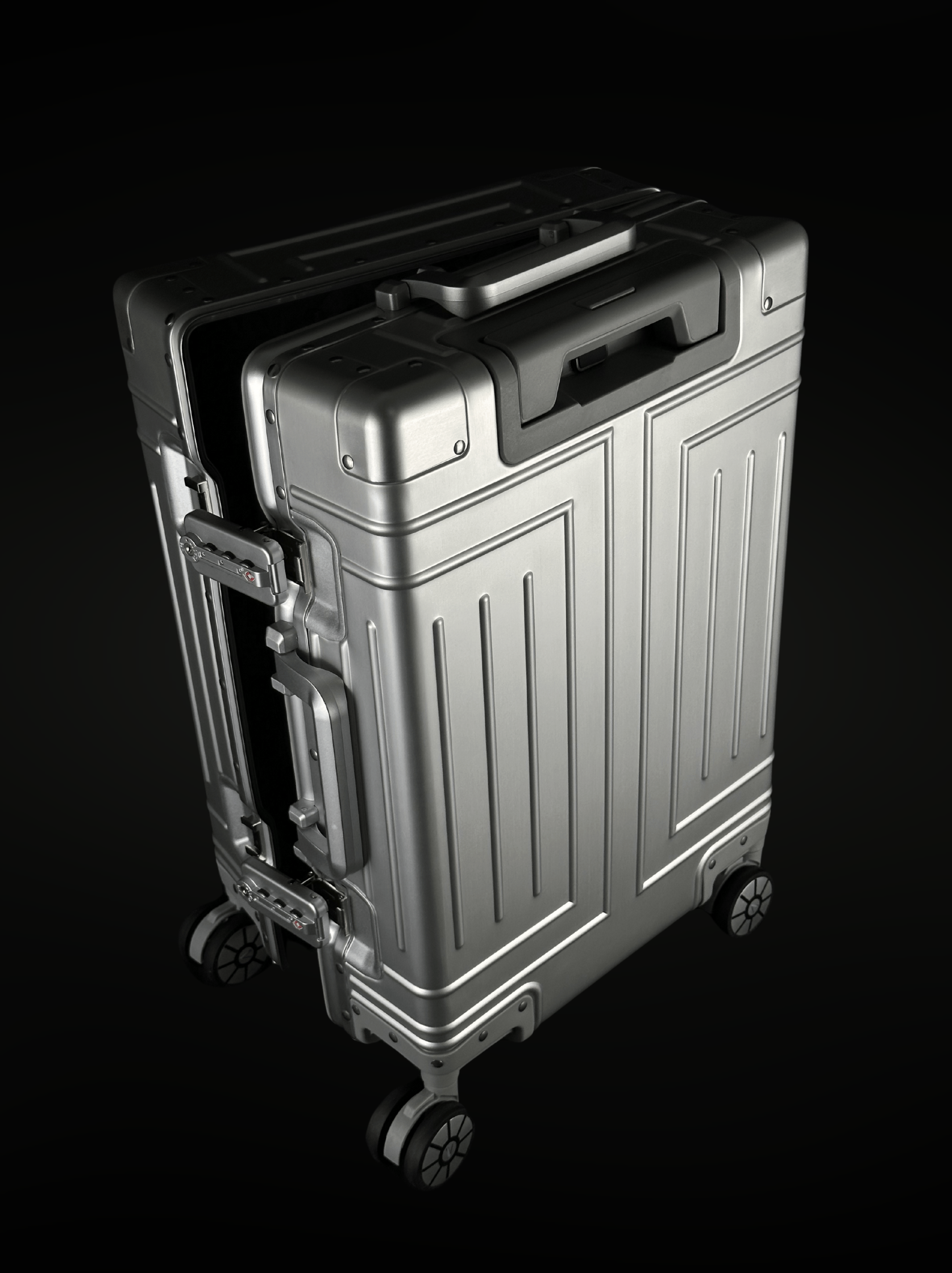 files/nimbus-aluminium-carry-on-silver-semi-open-view.png