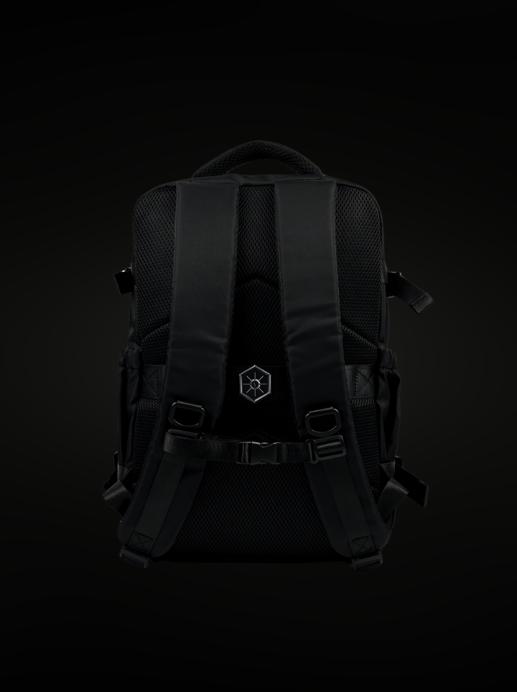 files/vaultvac-scout-travel-backpack-back.png